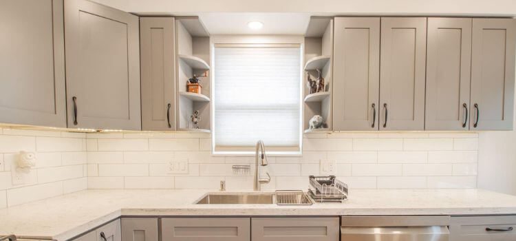 Lowes vs Home Depot Cabinets
