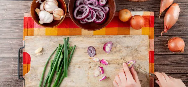how to cut a onion for fajitas