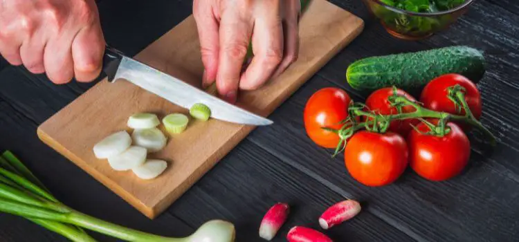 What Size Knife is Best for Chopping Vegetables